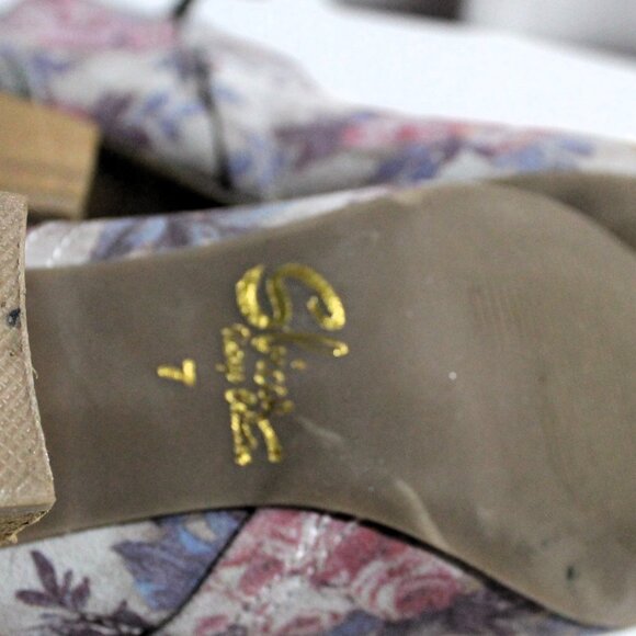 Sbicca Vintage Collection "Petunia" Suede Heeled Ankle Boots, Size 7 - Picture 10 of 10